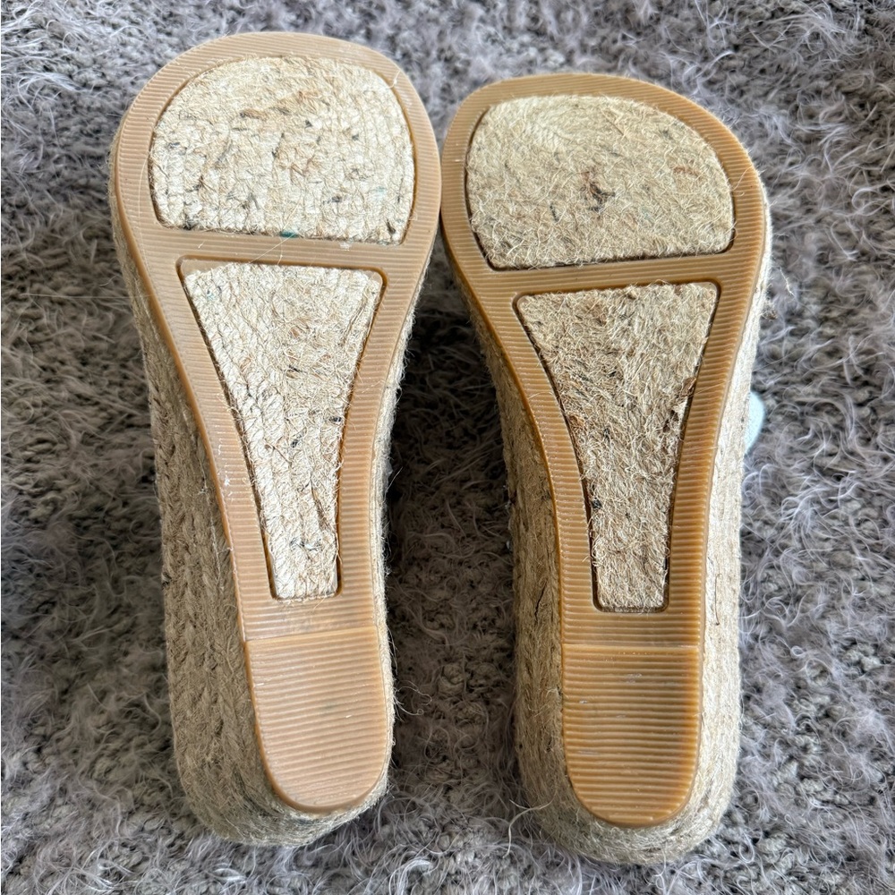 White Mountain Beachball Espadrille Wedge Thong Sandal - Sz 7.5 - NWOT - Picture 6 of 6